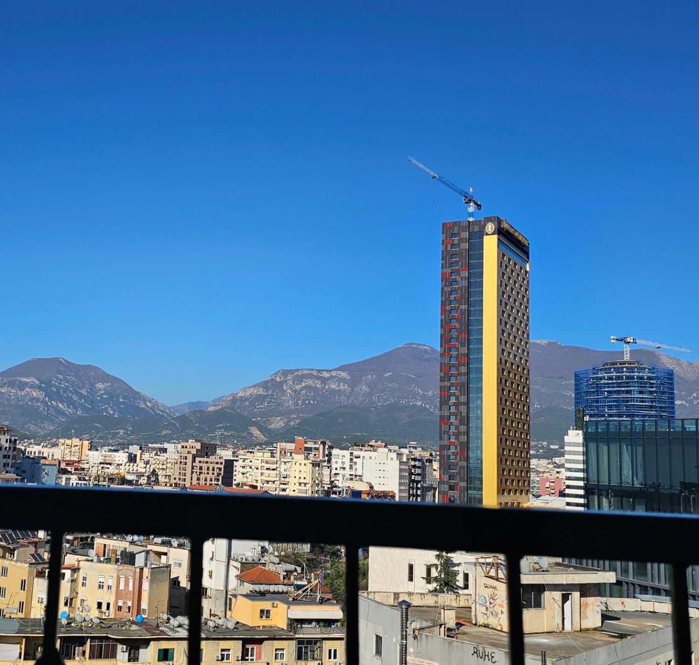 Sky Apartaments City Center Tirana Exterior foto